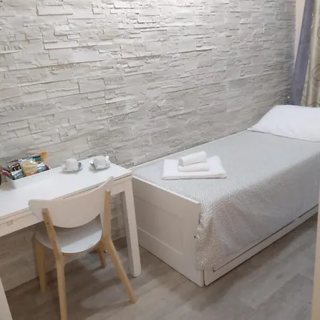 玛丽亚卢吉亚格南度假村 招待所 斯培西亚