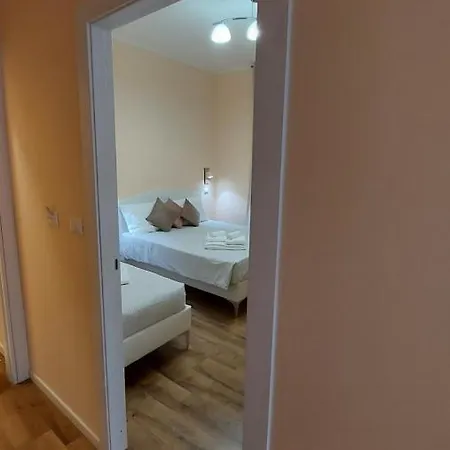 Glam Maria Luigia Guest house