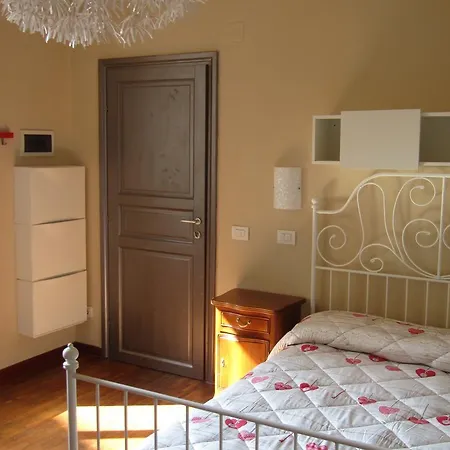 Glam Maria Luigia Guest house