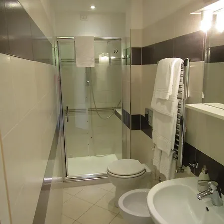 玛丽亚卢吉亚格南度假村 招待所 4*